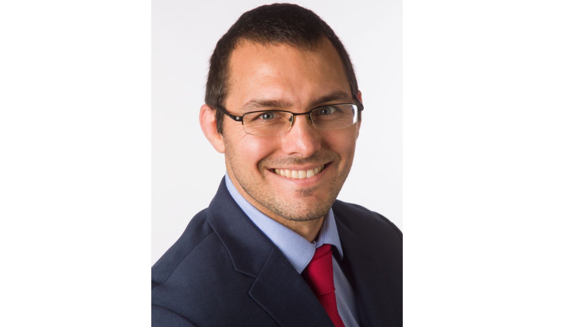 Matthew Rossheim headshot