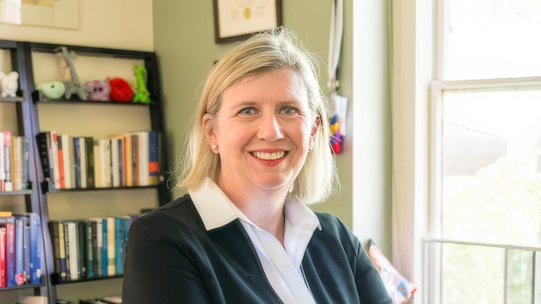 Professor Suzanne Segerstrom Discusses Optimism and the Immune System on the “Happy You Asked” Podcast